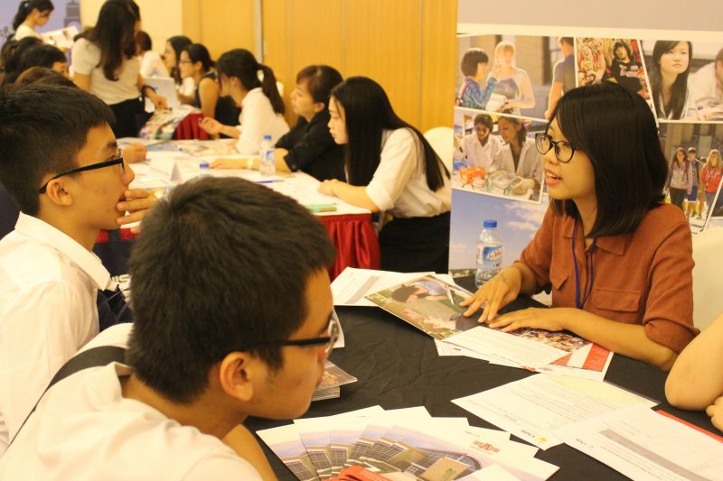 A-State tại Triển lãm Giáo dục VNIS - Mùa Thu 2016