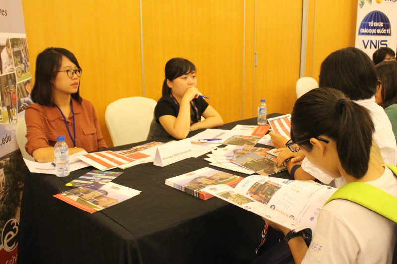 A-State tại Triển lãm Giáo dục VNIS - Mùa Thu 2016