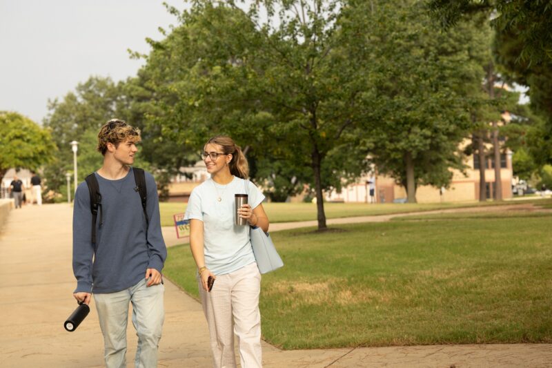 Bầu không khí học đường sôi động: Ngày đầu tiên quay trở lại Đại học Bang Arkansas kỳ Thu 2025