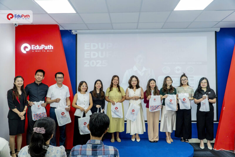 A-State Việt Nam tham gia sự kiện định hướng du học, khẳng định cam kết với sinh viên Việt