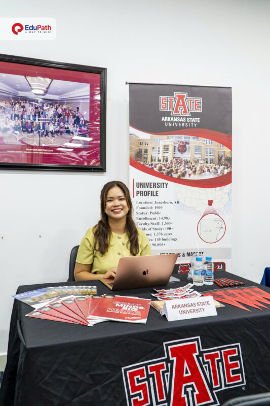A-State Việt Nam tham gia sự kiện định hướng du học, khẳng định cam kết với sinh viên Việt